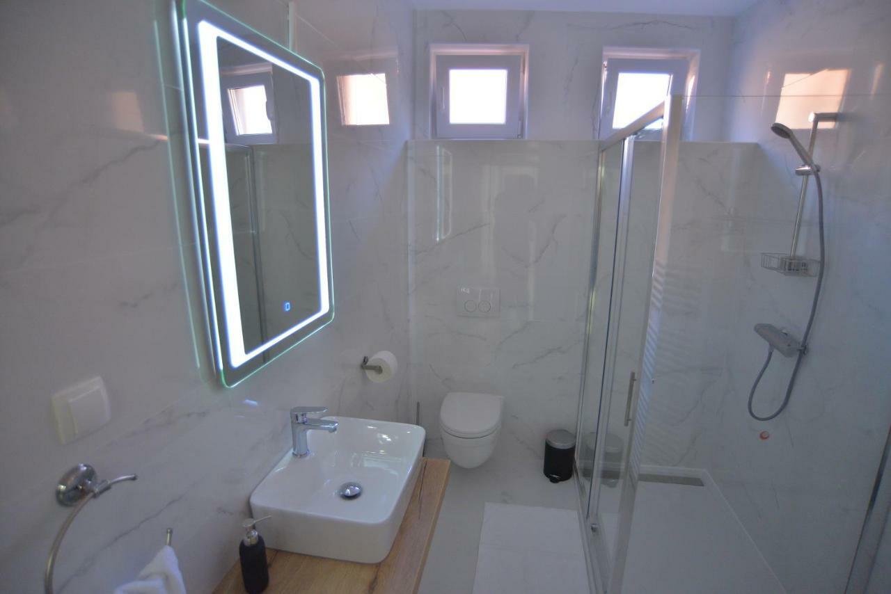Apartman Lena Джяково Екстер'єр фото